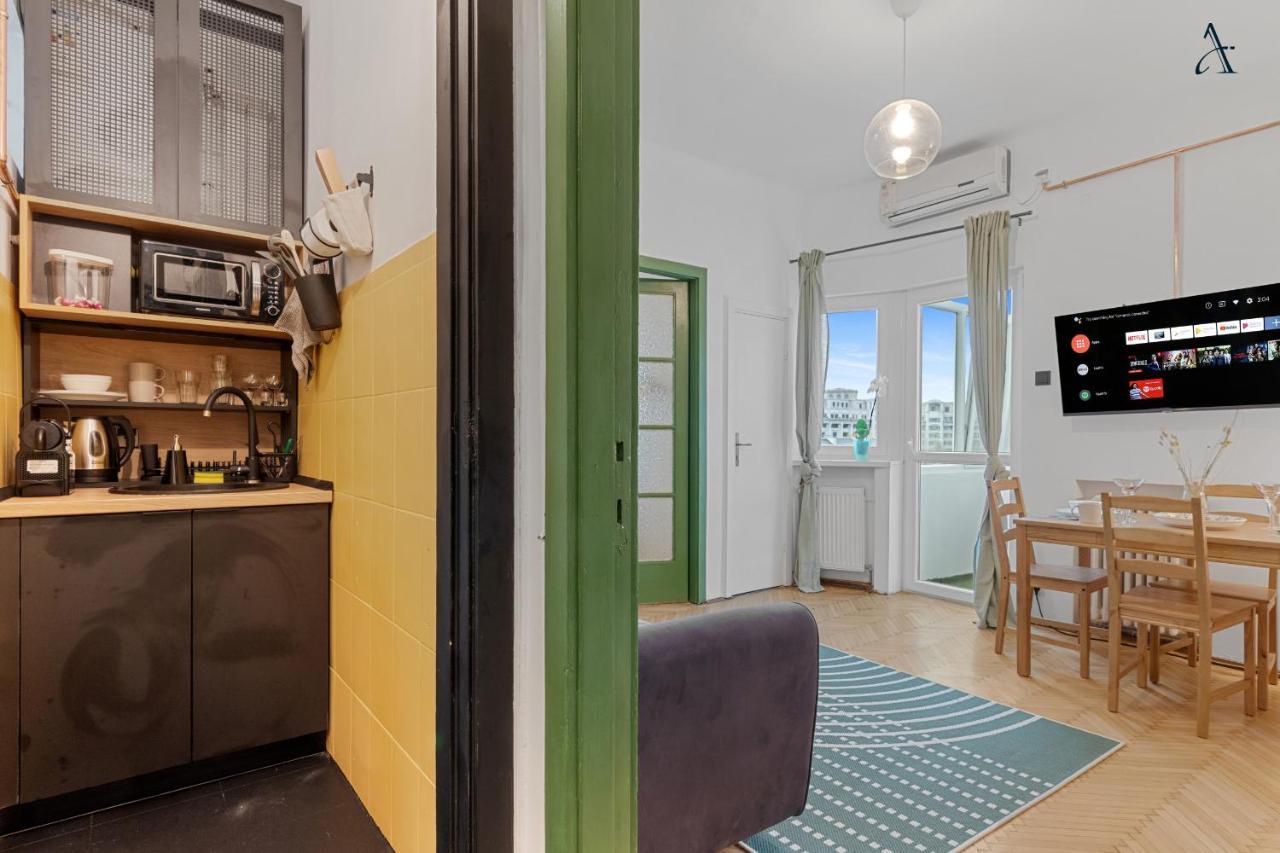11 Apartments Bukares Bagian luar foto