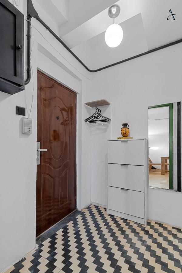 11 Apartments Bukares Bagian luar foto